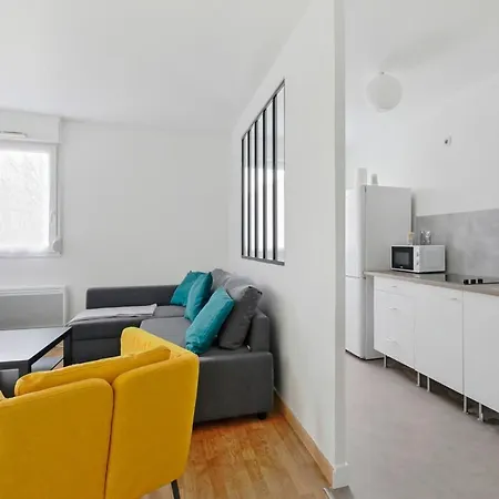 Modern And Bright Flat In Montevrain, Close To Disneyland Paris - Welkeys