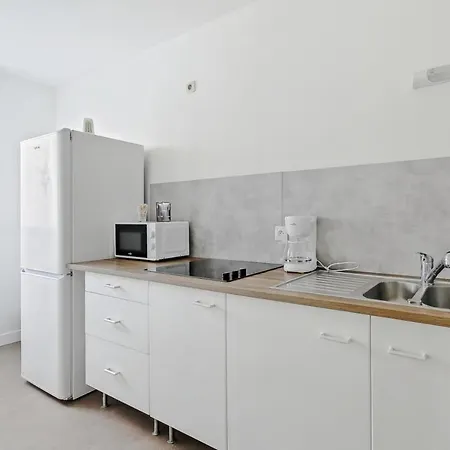Modern And Bright Flat In Montevrain, Close To Disneyland Paris - Welkeys * Montévrain