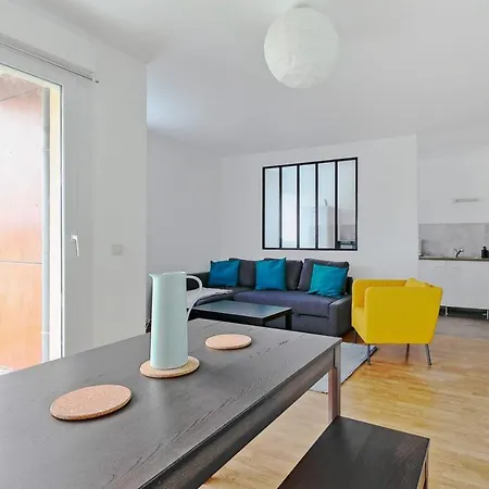 Modern And Bright Flat In Montevrain, Close To Disneyland Paris - Welkeys *